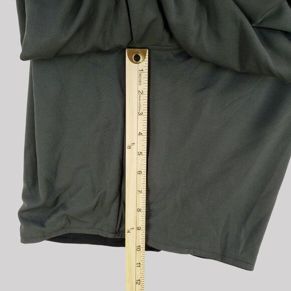 Nike Shorts Gray Black Pockets Reversible Gym Training Mens XL - Picture 11 of 11